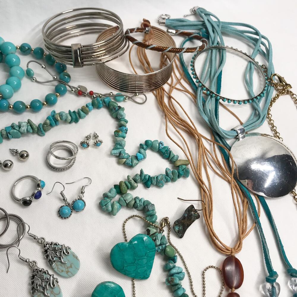 Huge VTG Estate Southwestern Turquoise Silver Jewelry Necklace Earring Lot Bundl - Picture 9 of 11